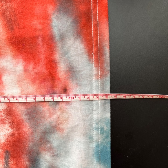 Oversized Tie Dye Shein Graphic Tee "Soulmates Never Dil" - Picture 15 of 16